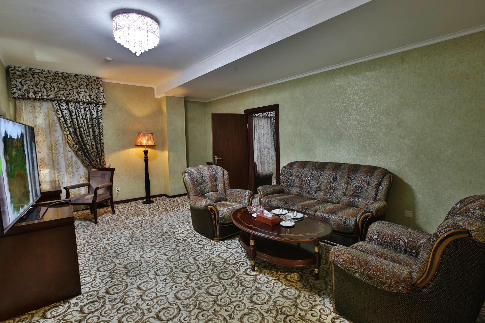 Zargaron Plaza Hotel Bukhara Bagian luar foto