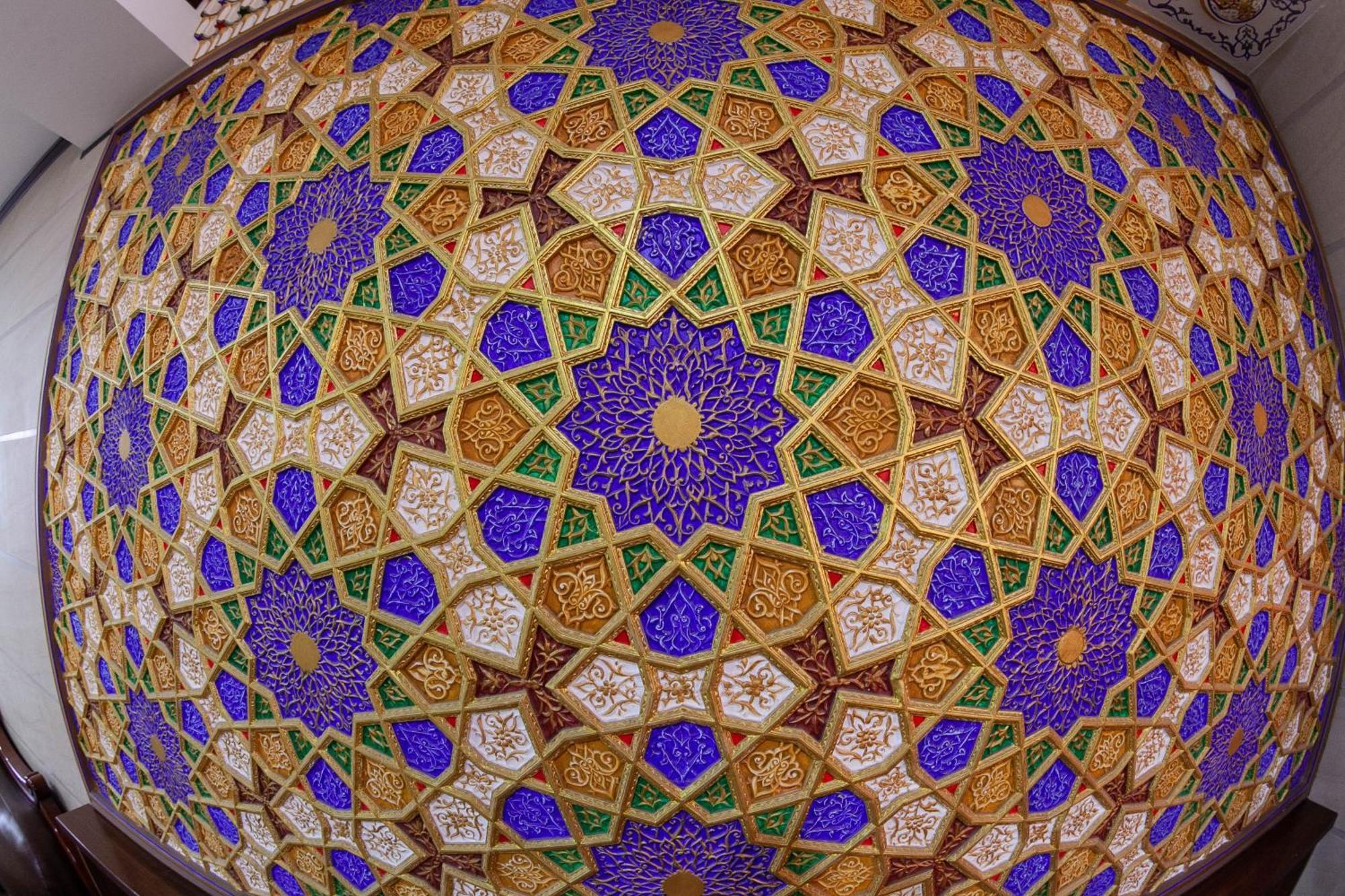 Zargaron Plaza Hotel Bukhara Bagian luar foto